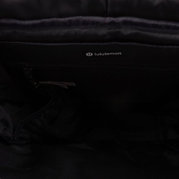 Lululemon Wunderlust Backpack 14L Navy Blue - Picture 14 of 16
